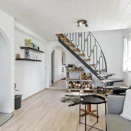 Bl1454-pandrup-rodhusvej-215 Pandrup